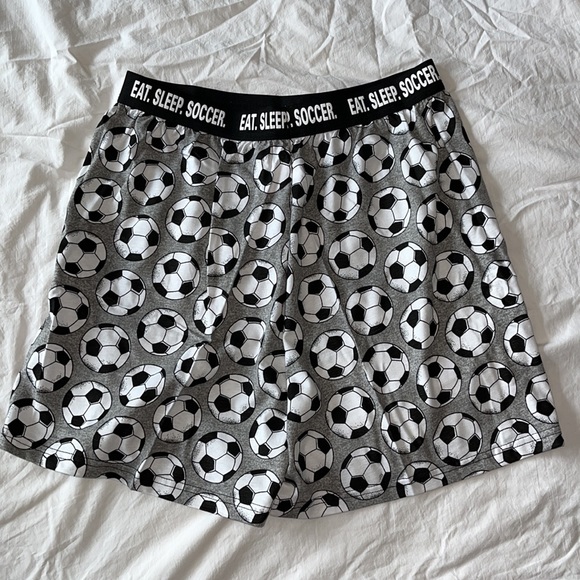 Men’s Soccer Boxers Large - Picture 3 of 8